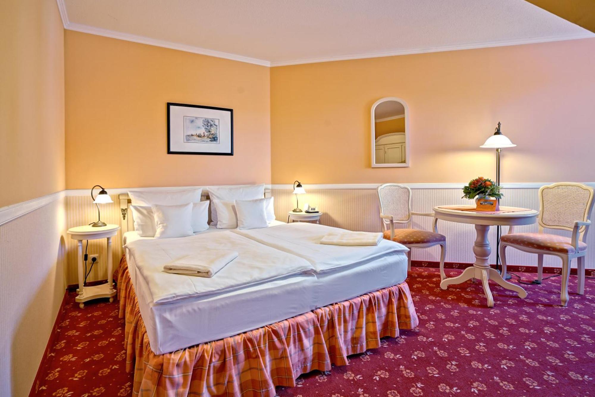 Hotel Godewind Thiessow Bilik gambar